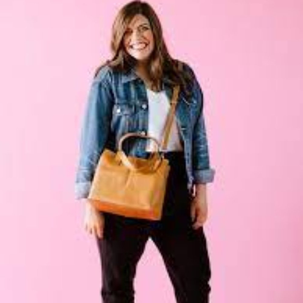 Able x ANNIE DOWNS Leather Tote Crossbody Bag - Picture 4 of 10